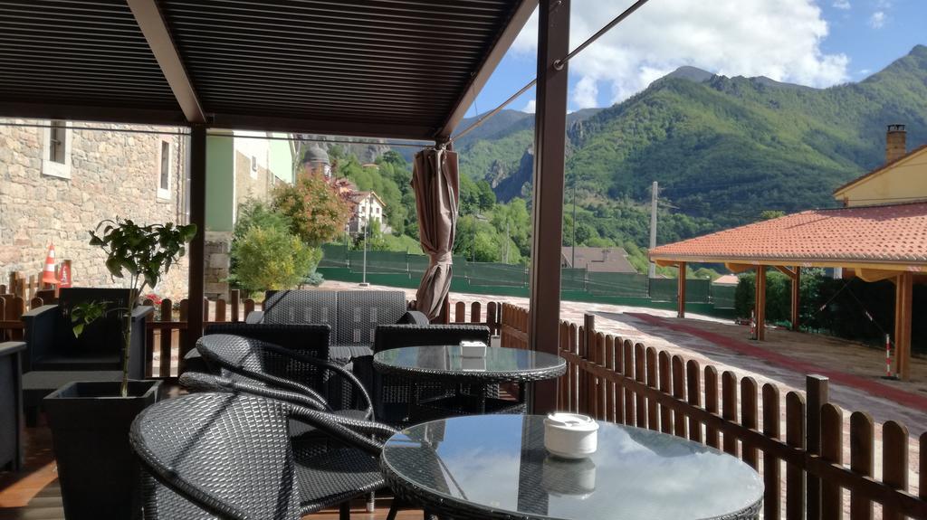 Hotel La Cuna Del Sella Oseja de Sajambre Exteriör bild